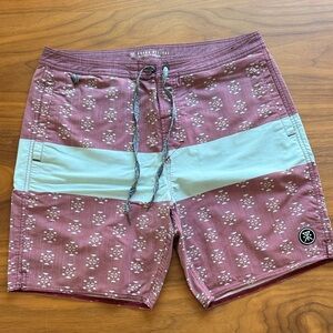 Roark board short